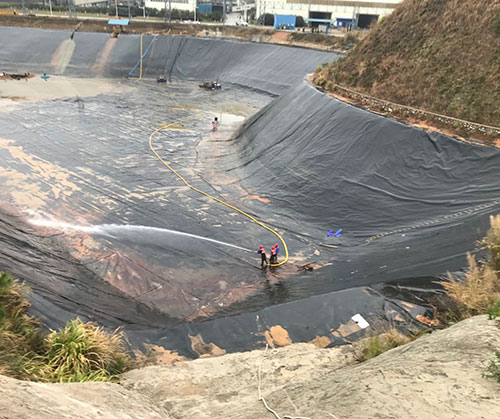 右玉废水池清理